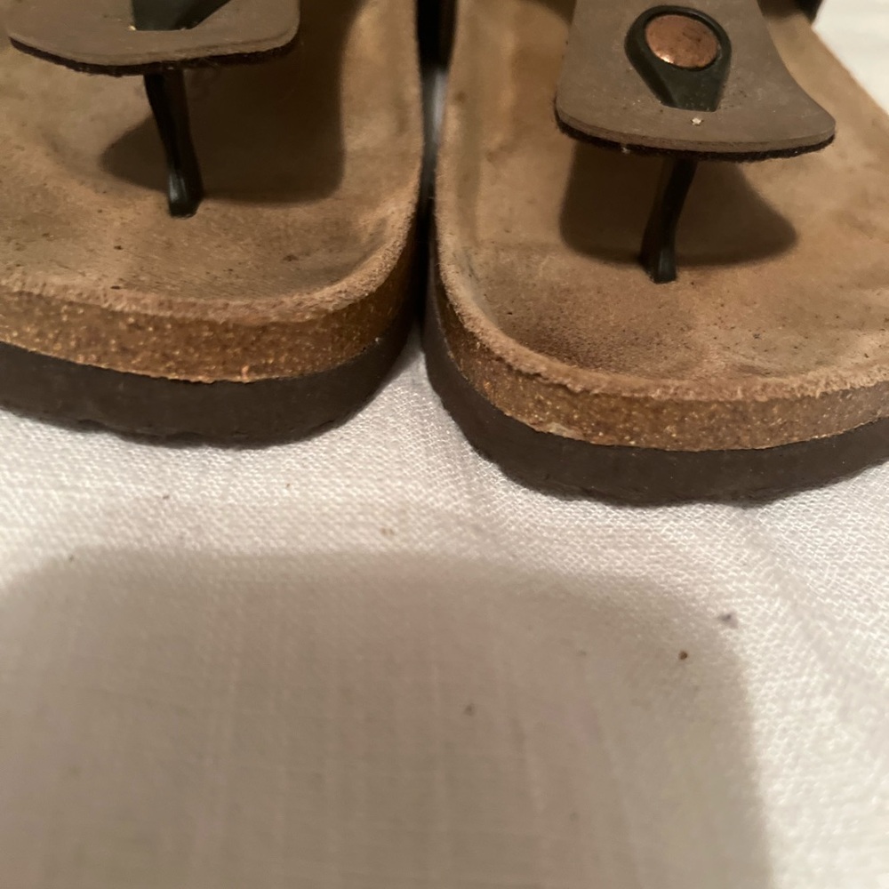 Sandals - Picture 2 of 6